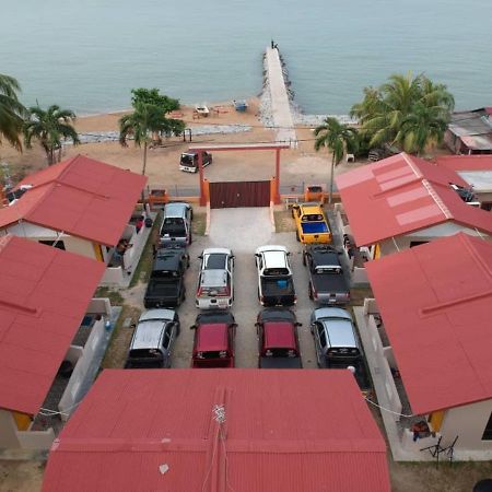 Mutiara Chalet Malacca Bagian luar foto